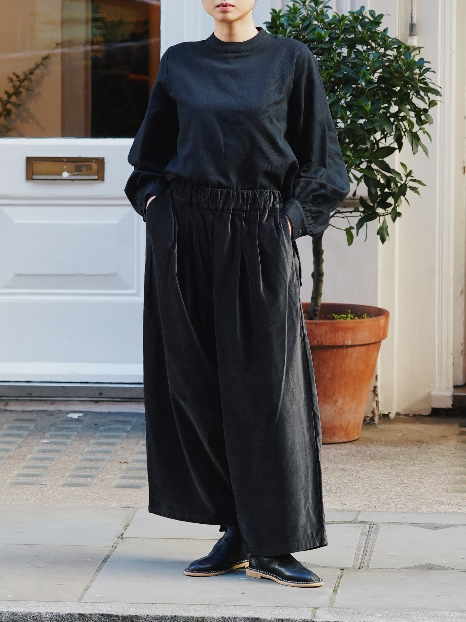 Wide Pants / V-WD16 / SUMI BLACK (Pre order item - ready to ship in 1-2 weeks)