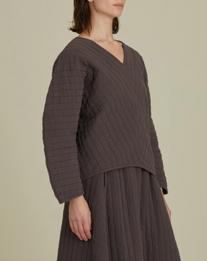 Quilted V-Neck Top / CQ-VD16 / PLUM (Pre order item - ready to ship in 1-2 weeks)