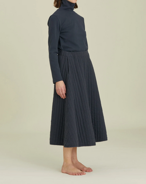 Quilted Skirt / CQ-APS01 / DARK NAVY (Pre order item - ready to ship in 1-2 weeks)