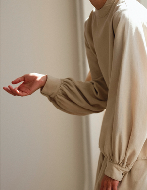PUFF SLEEVE BLOUES / T-PSB06 / IVORY (Pre order item - ready to ship in 1-2 weeks)