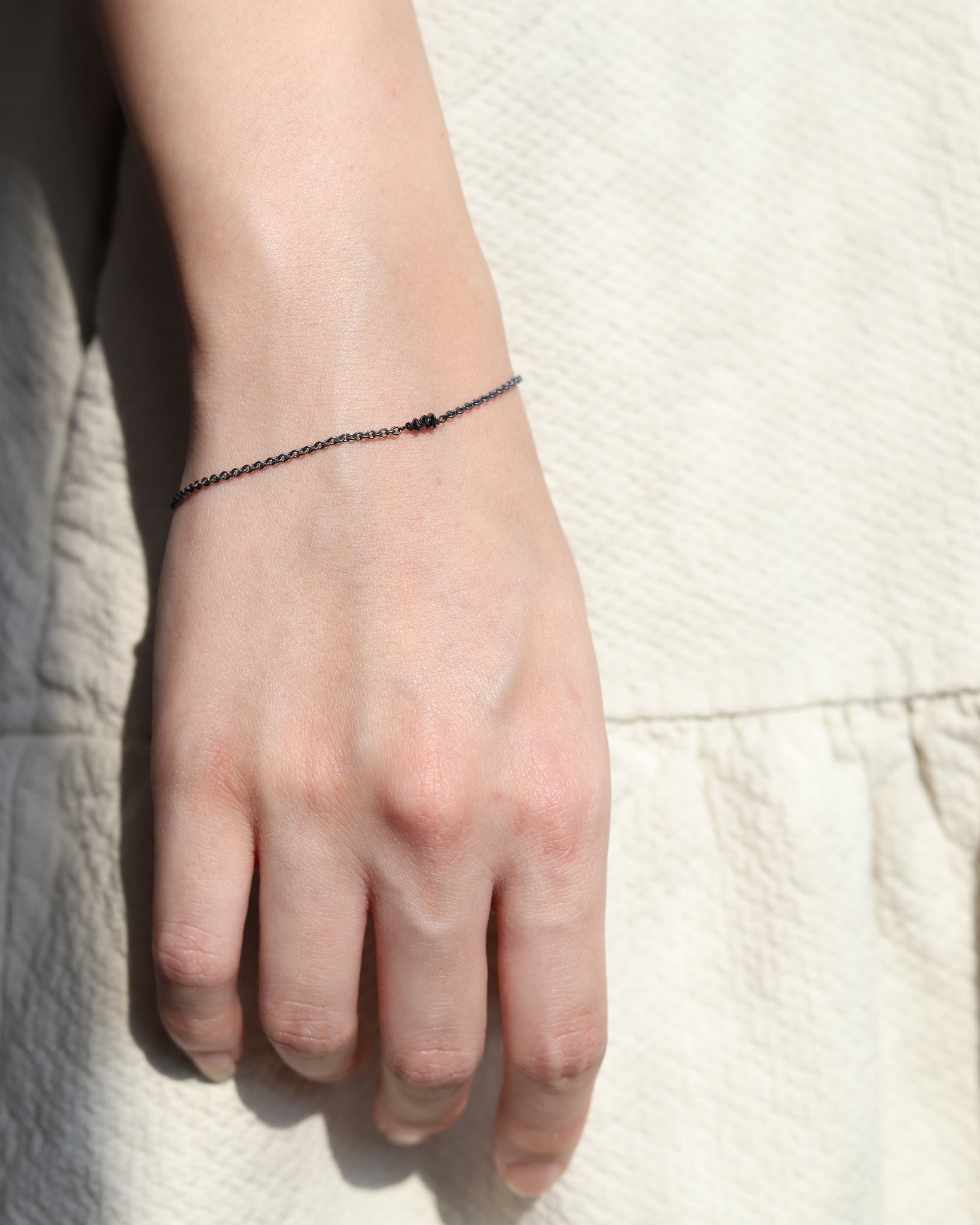 Bracelet in 925 Oxidised Silver & Raw Black Diamond - 01803DB