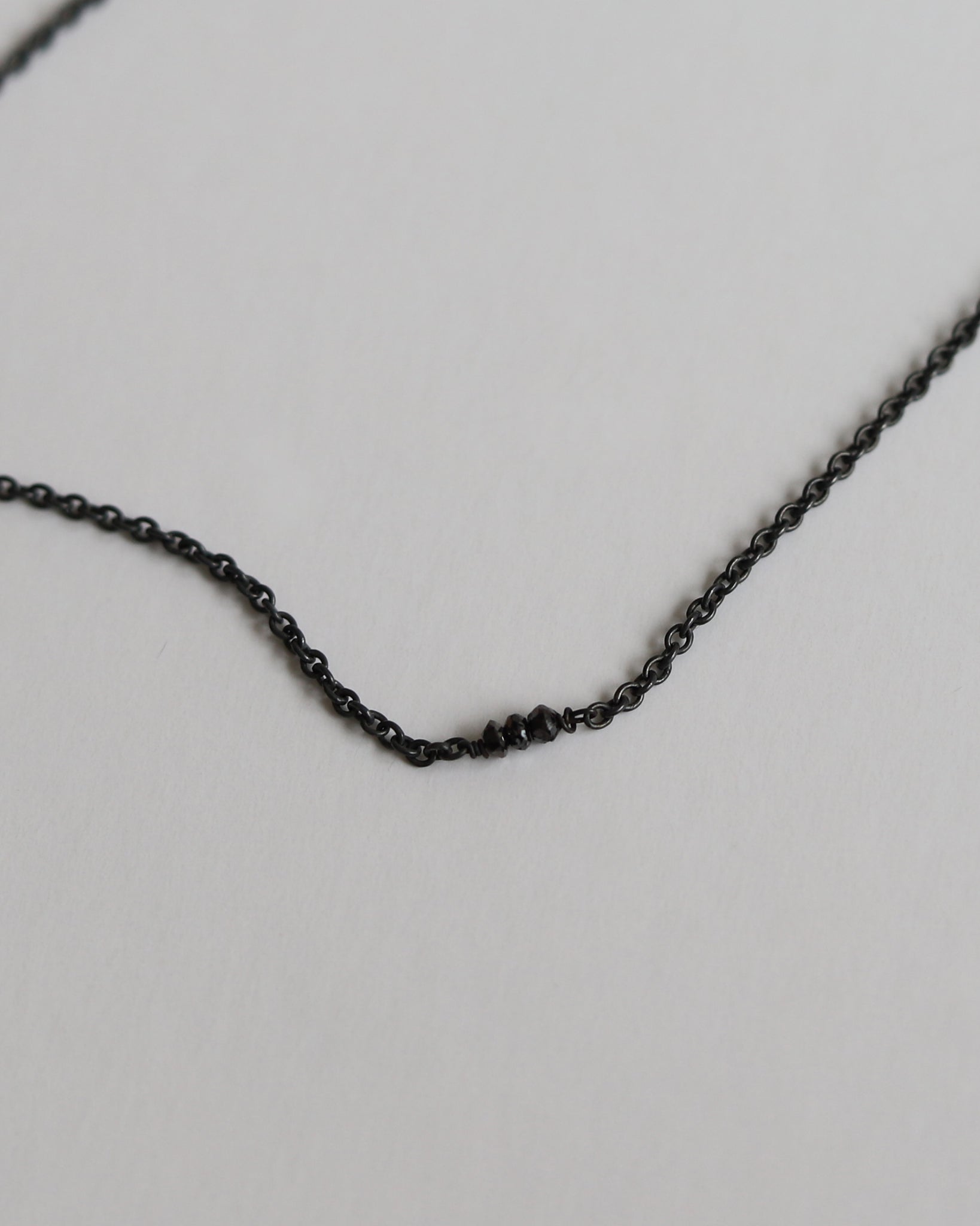 Necklace in 925 Oxidised Silver & Raw Black Diamond - 04003DB