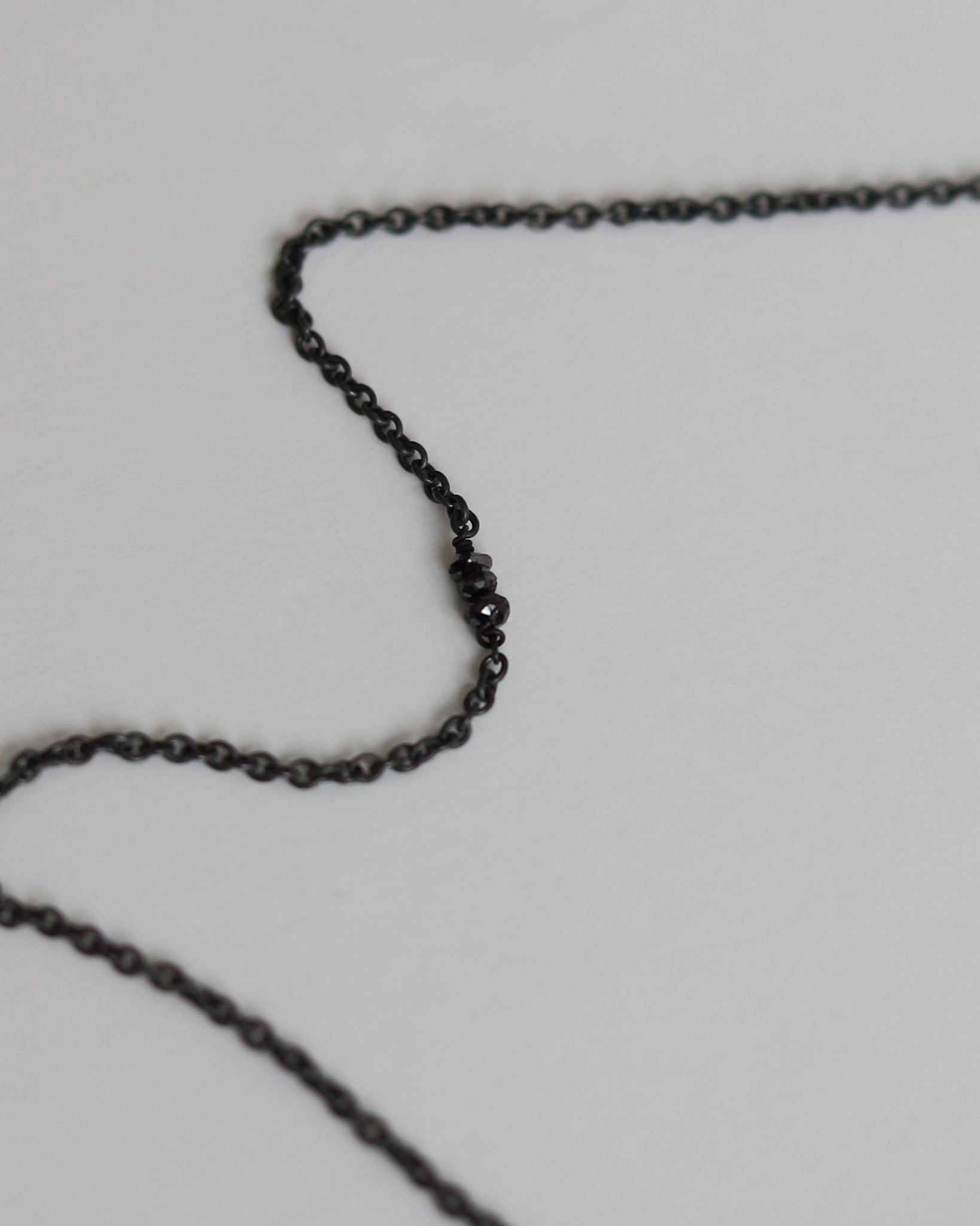 Necklace in 925 Oxidised Silver & Raw Black Diamond - 04003DB