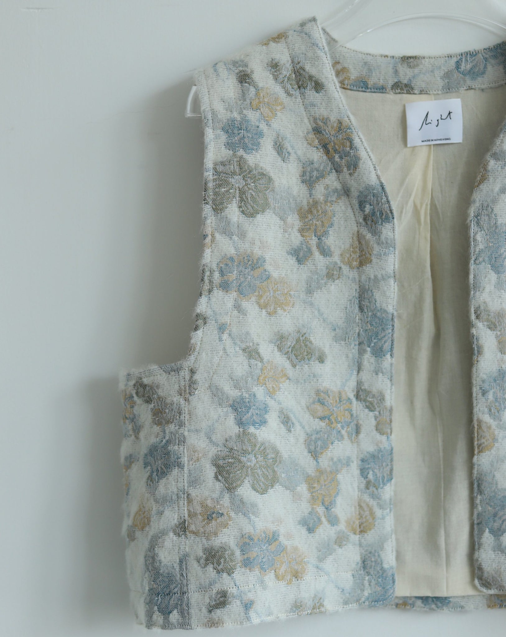 Light Cropped Vest - Floral