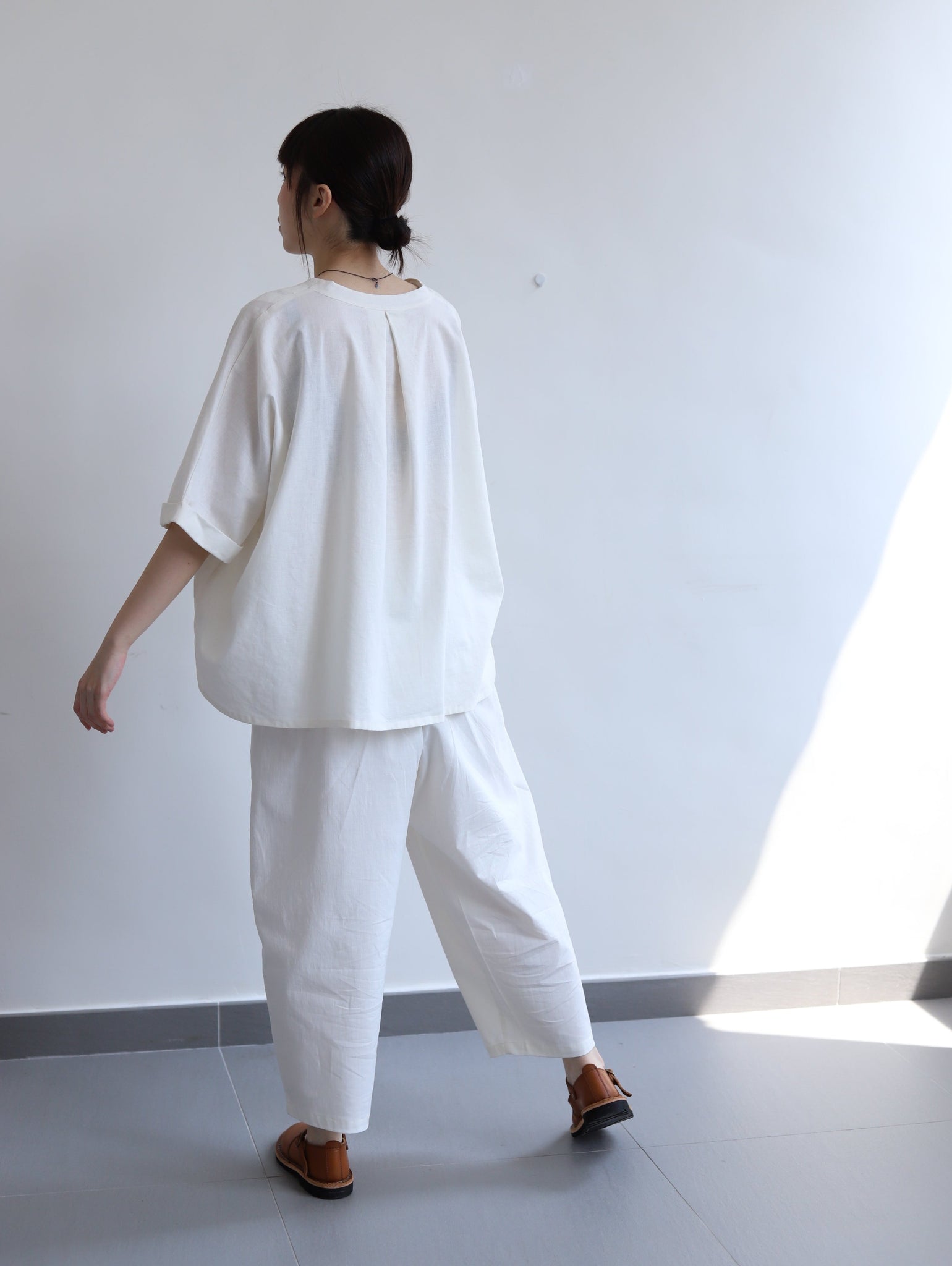 Light Komo Shirt - White Tea