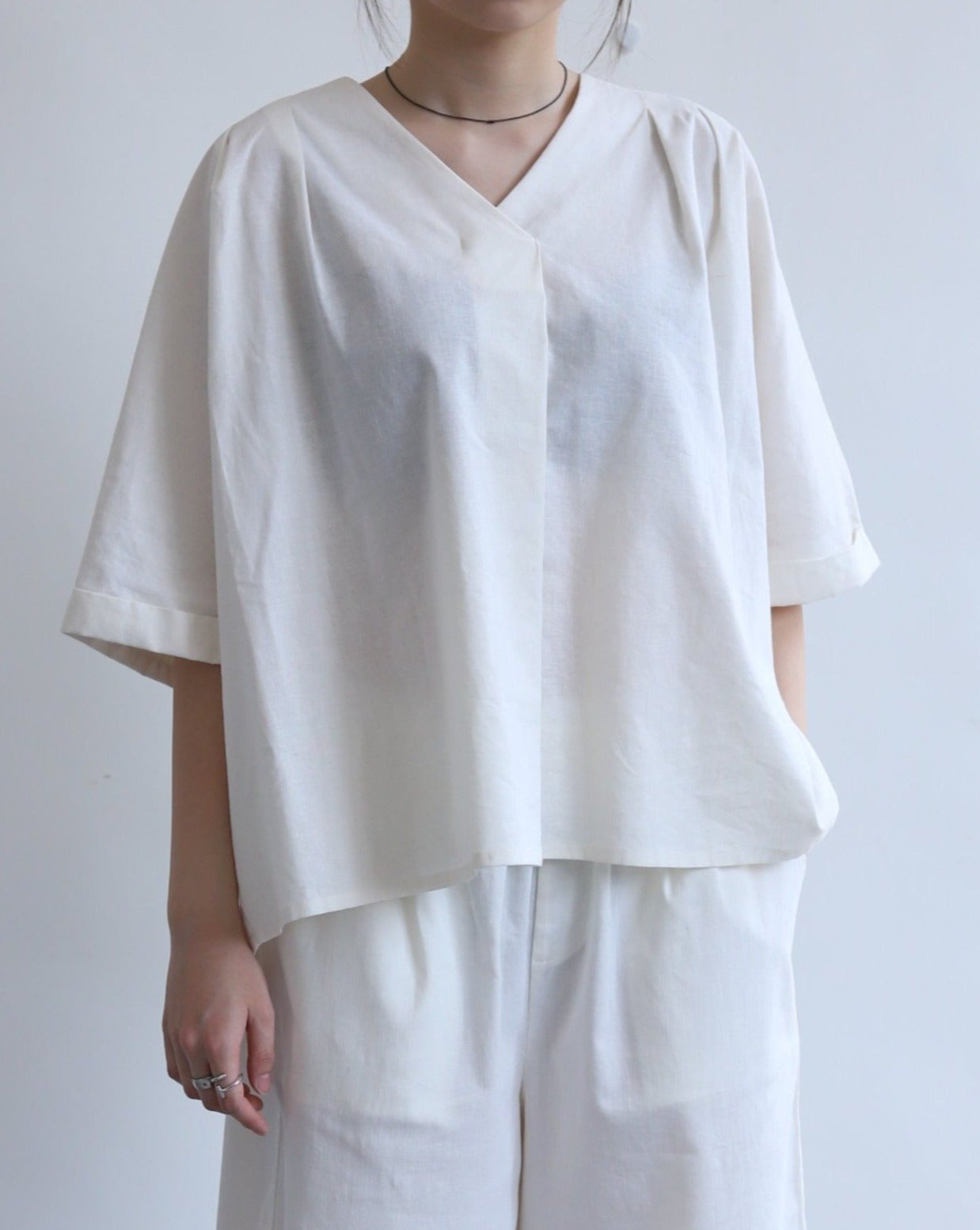 Light Komo Shirt - White Tea