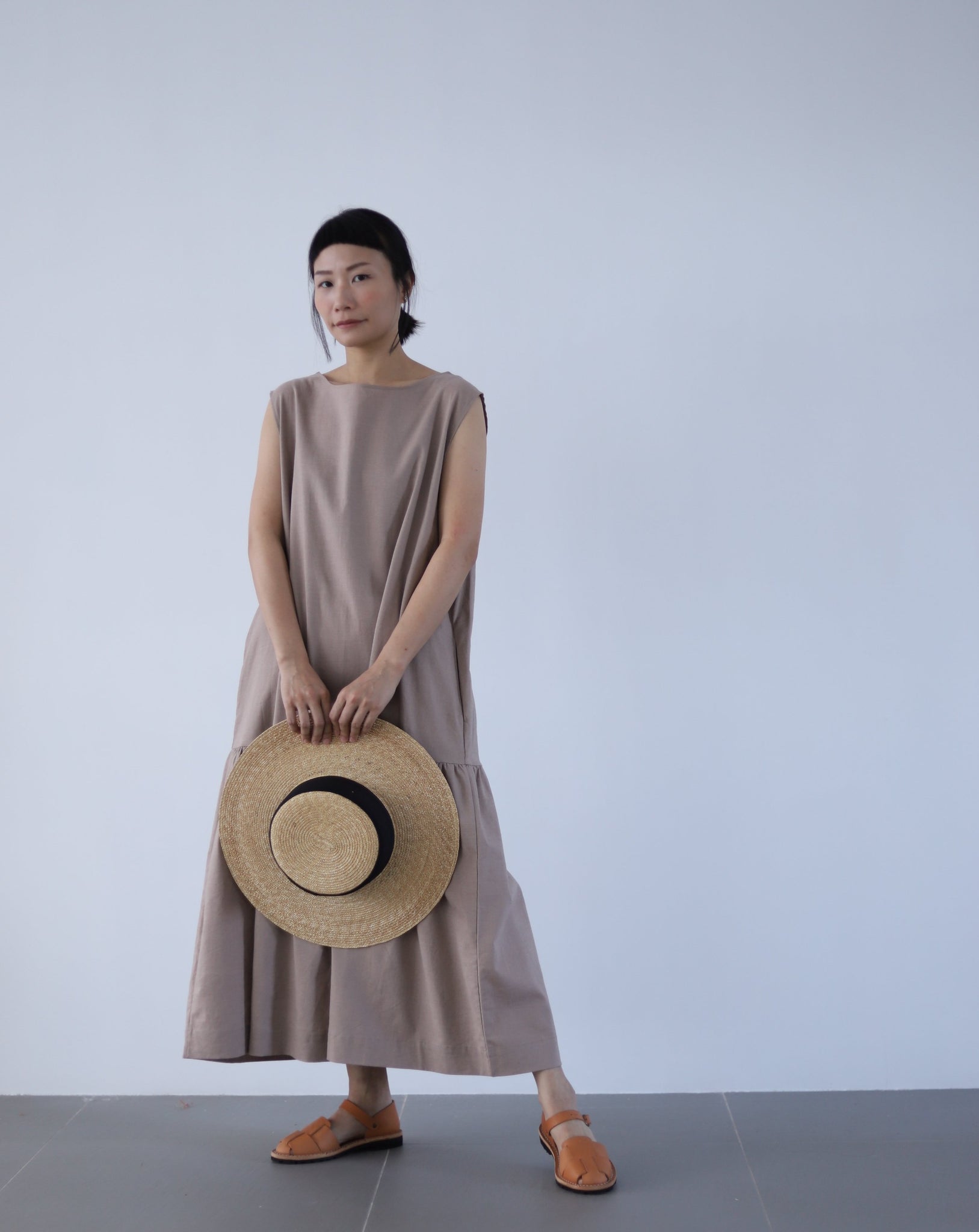Light In Peace Dress - Brown