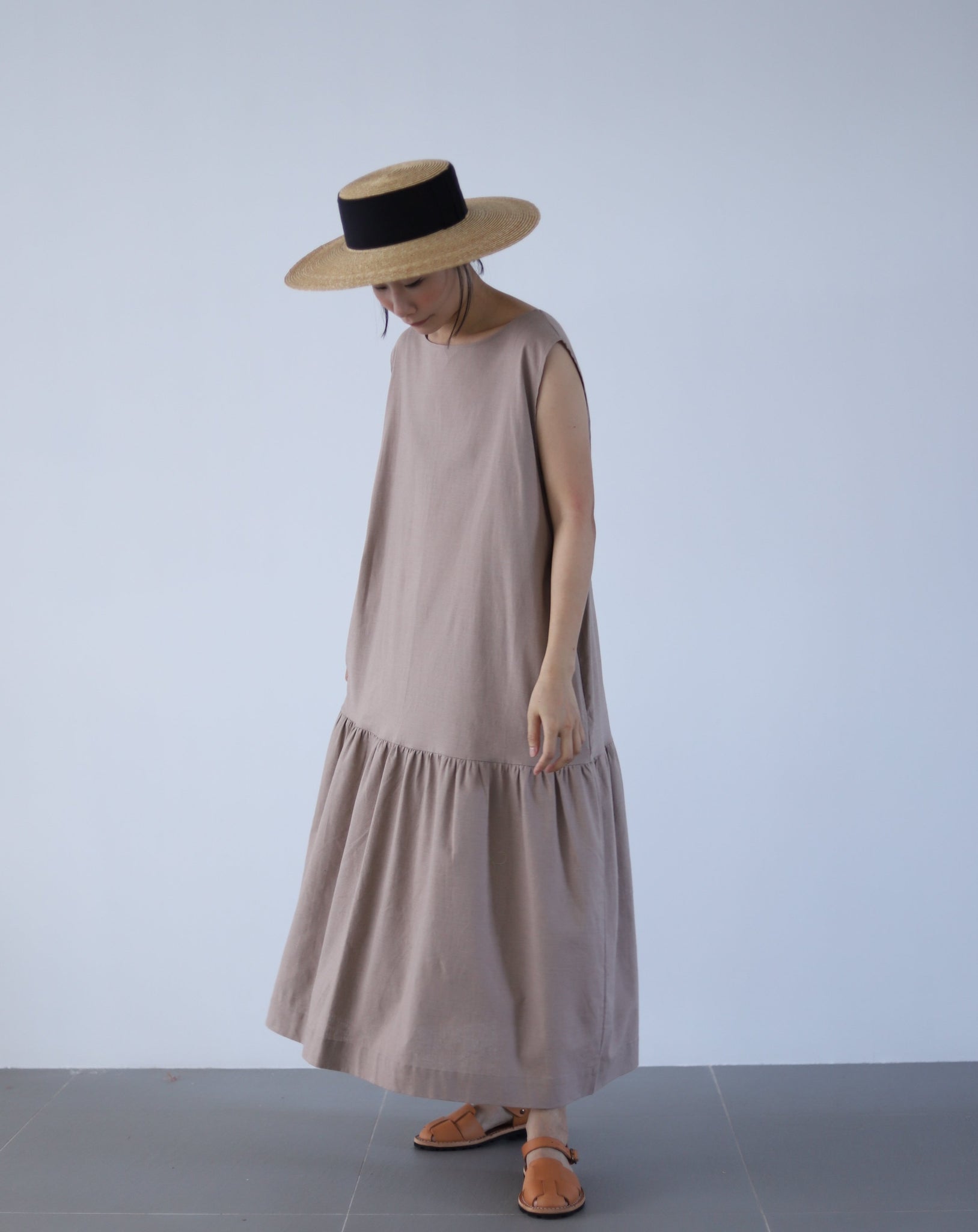 Light In Peace Dress - Brown