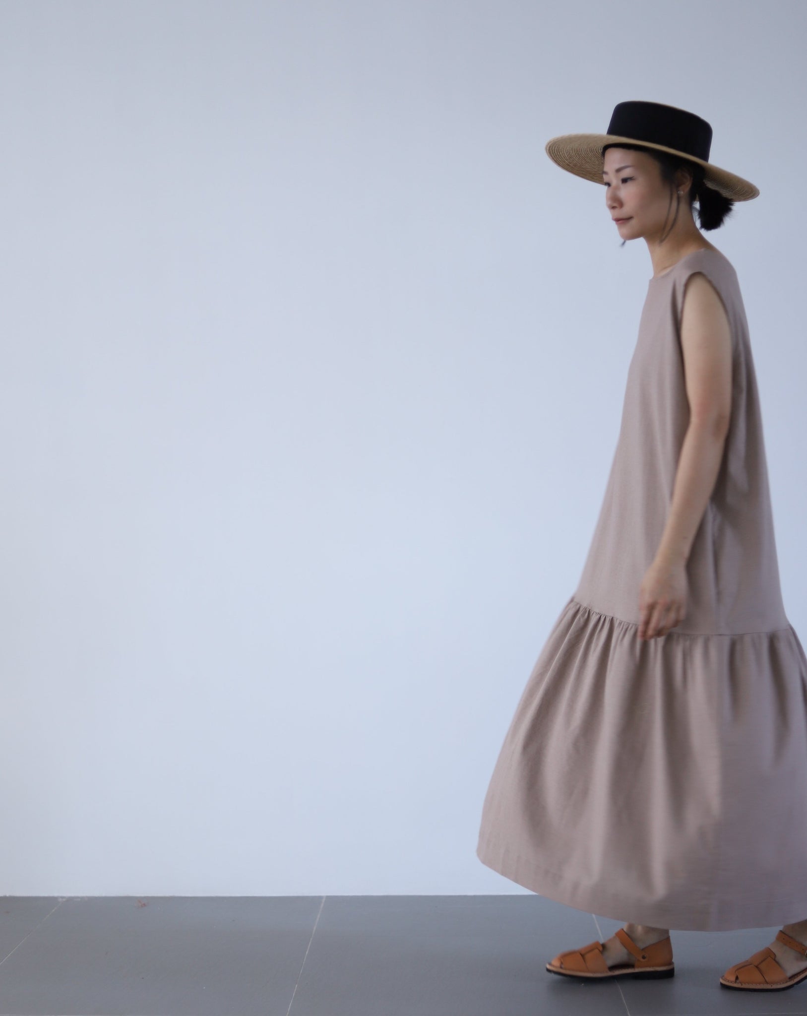 Light In Peace Dress - Brown