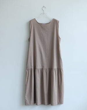 Light In Peace Dress - Brown