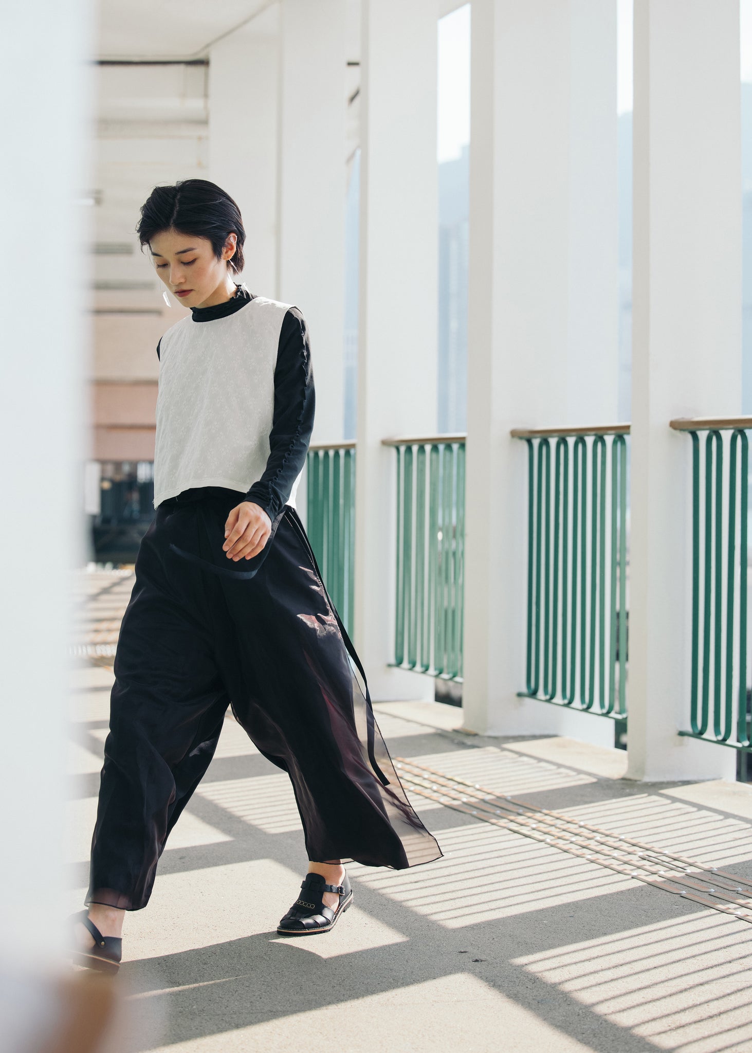 Light Pants - Black