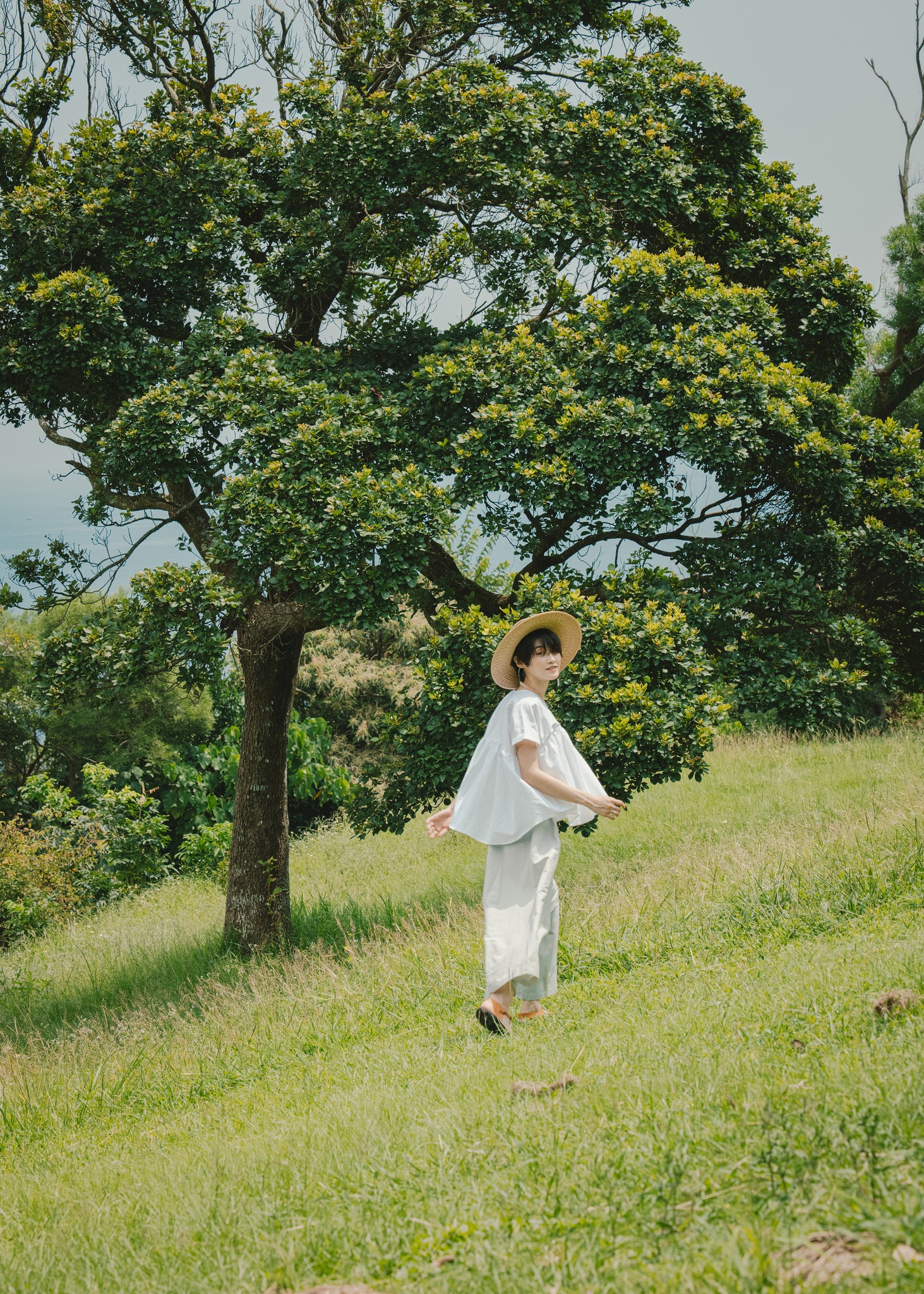 Light Petal Shirt - Off White