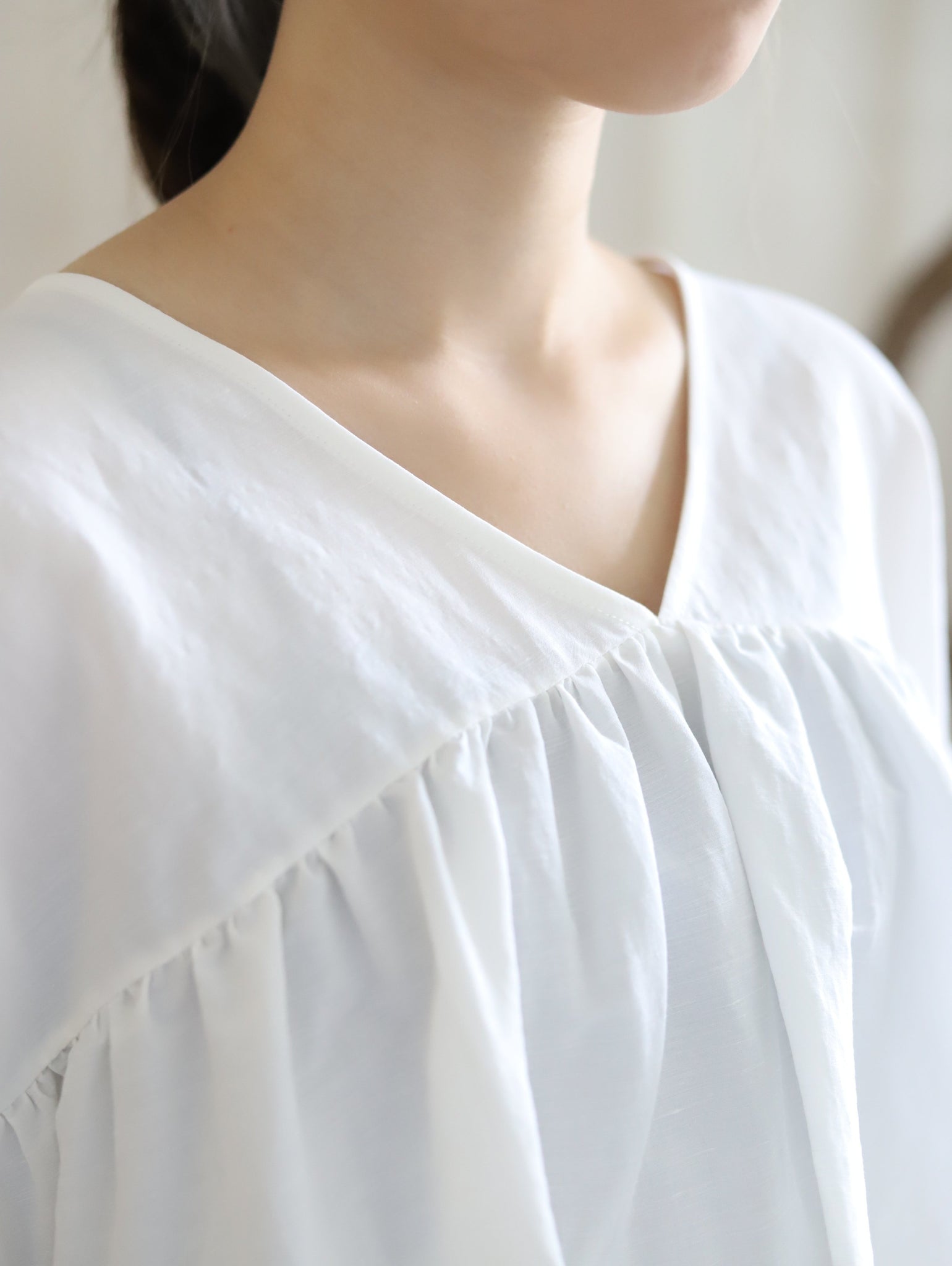Light Petal Shirt - Off White