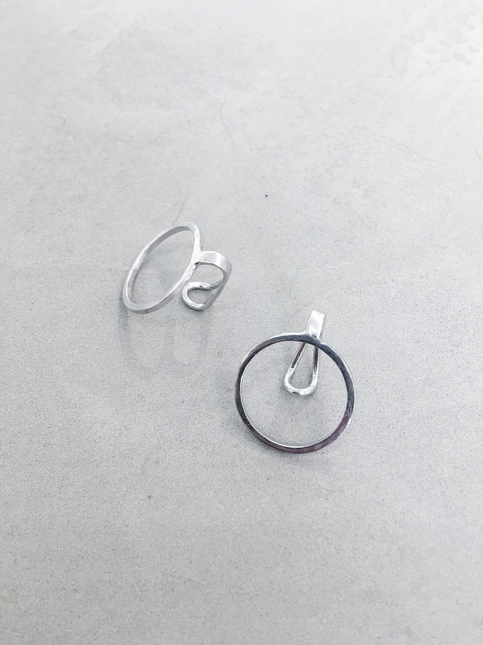 Circle Ear Clip - M-AP046