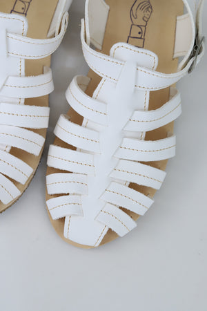 Shake Open Texas Sandals- White