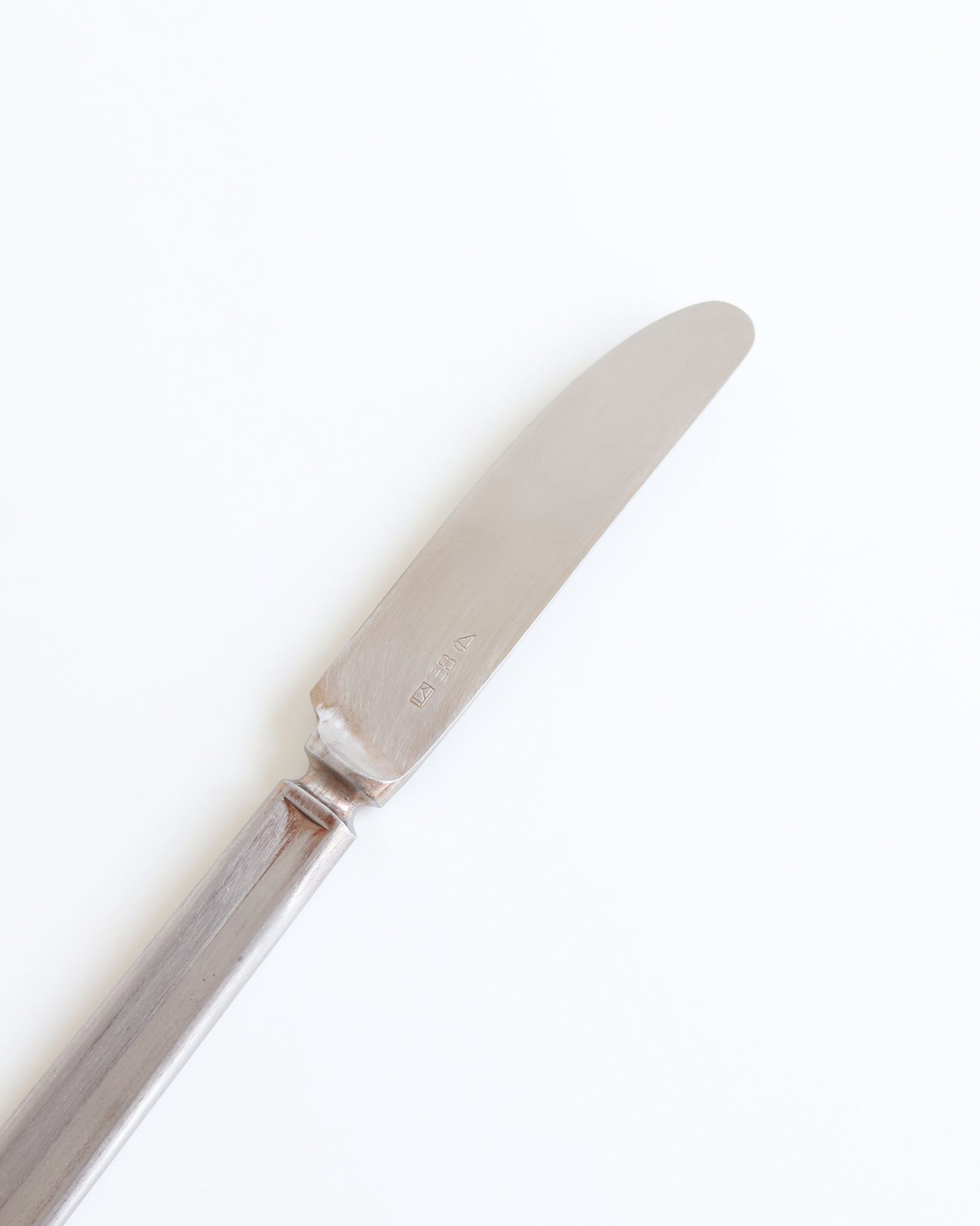 Knife - A Table / Ryo-202