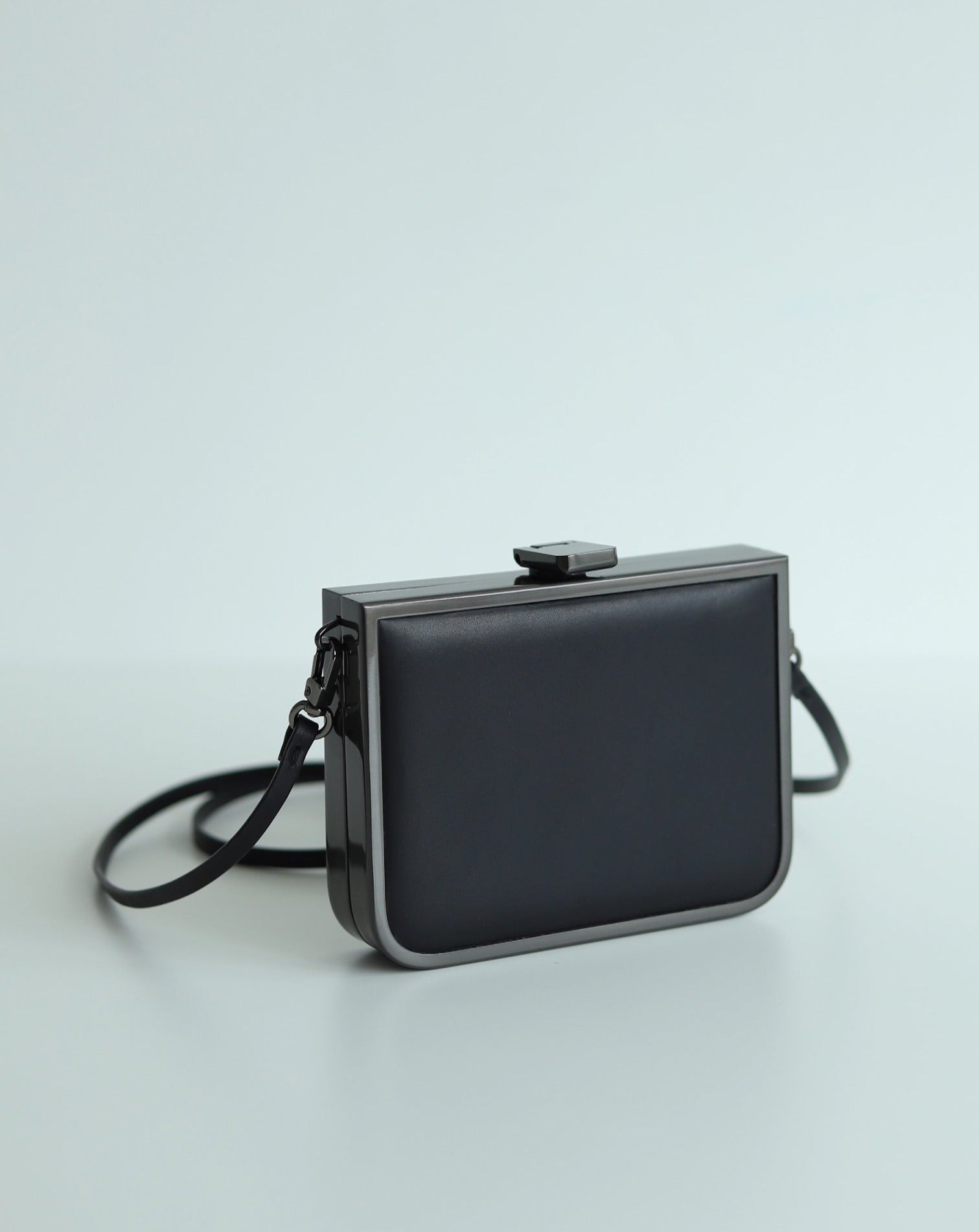 The Metallic Box - Black