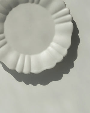 Rinka 6 Petal Plate - R110
