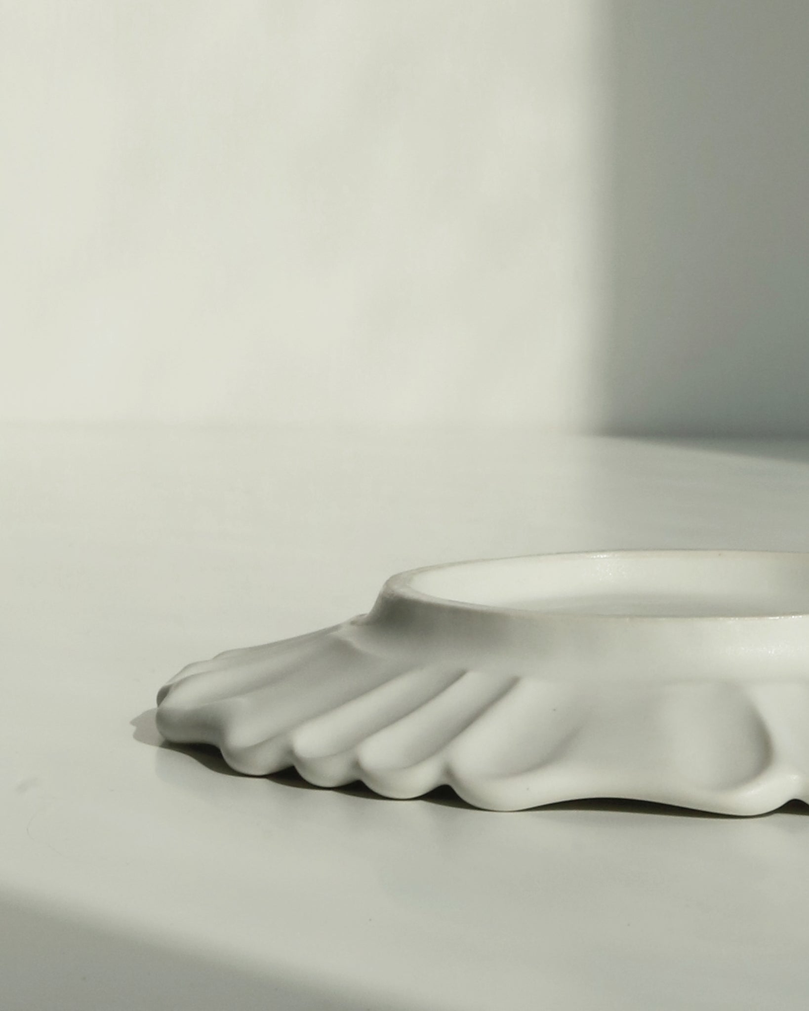 Rinka 6 Petal Plate - R110