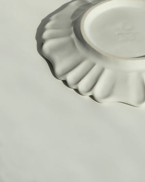 Rinka 6 Petal Plate - R110