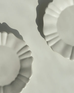 Rinka 6 Petal Plate - R110