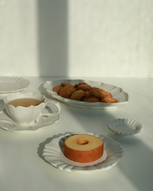 Rinka 6 Petal Plate - R110