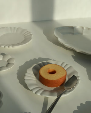 Rinka 6 Petal Plate - R110